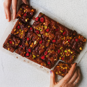 Pistachio and Raspberry Brownies